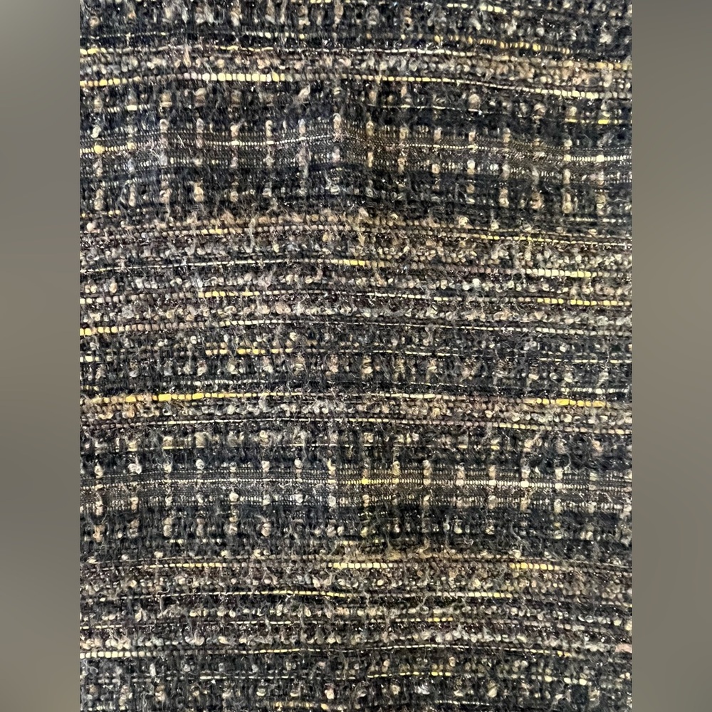 Lafayette 148 New York Fully Lined Tweed Inverted Pleat Tweed Pencil Knee Skirt - Picture 3 of 9